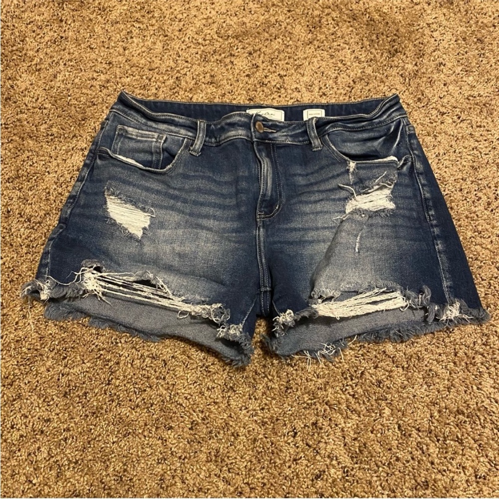 KanCan shorts